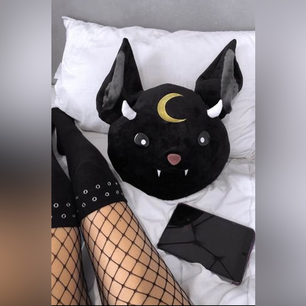 Killstar Vampir Cushion